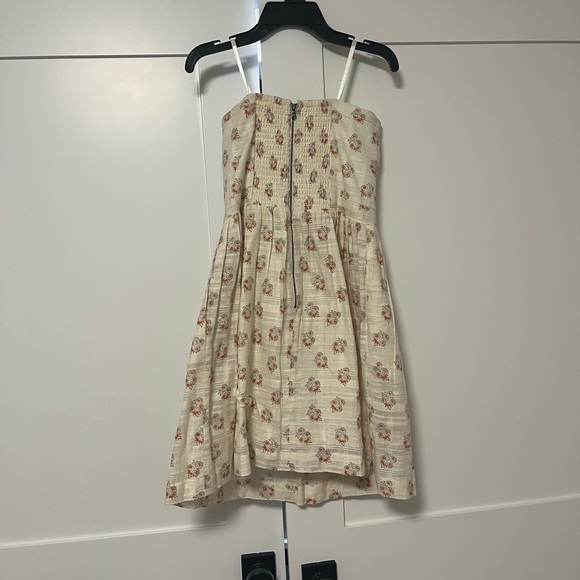 Club Monaco Eggshell Cotton Boho Dress with Shimmer | Size 6 - Picture 8 of 9